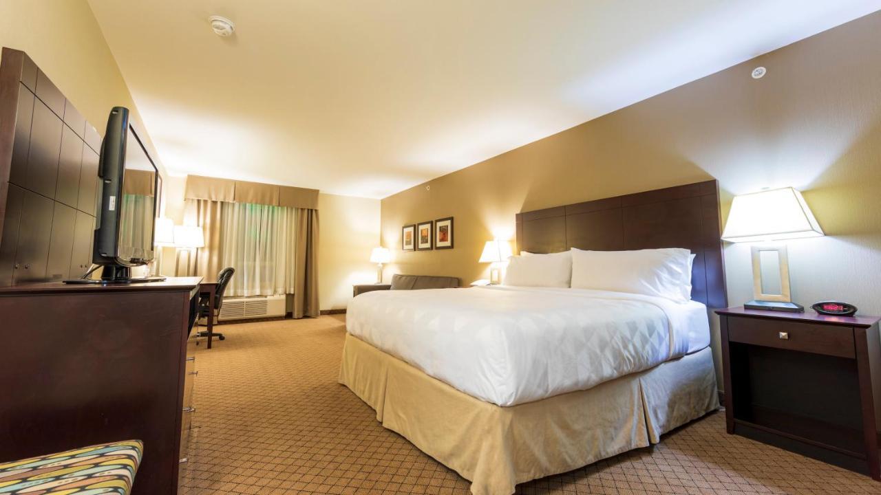 Holiday Inn Hotel And Suites-Kamloops, An Ihg Hotel Bagian luar foto