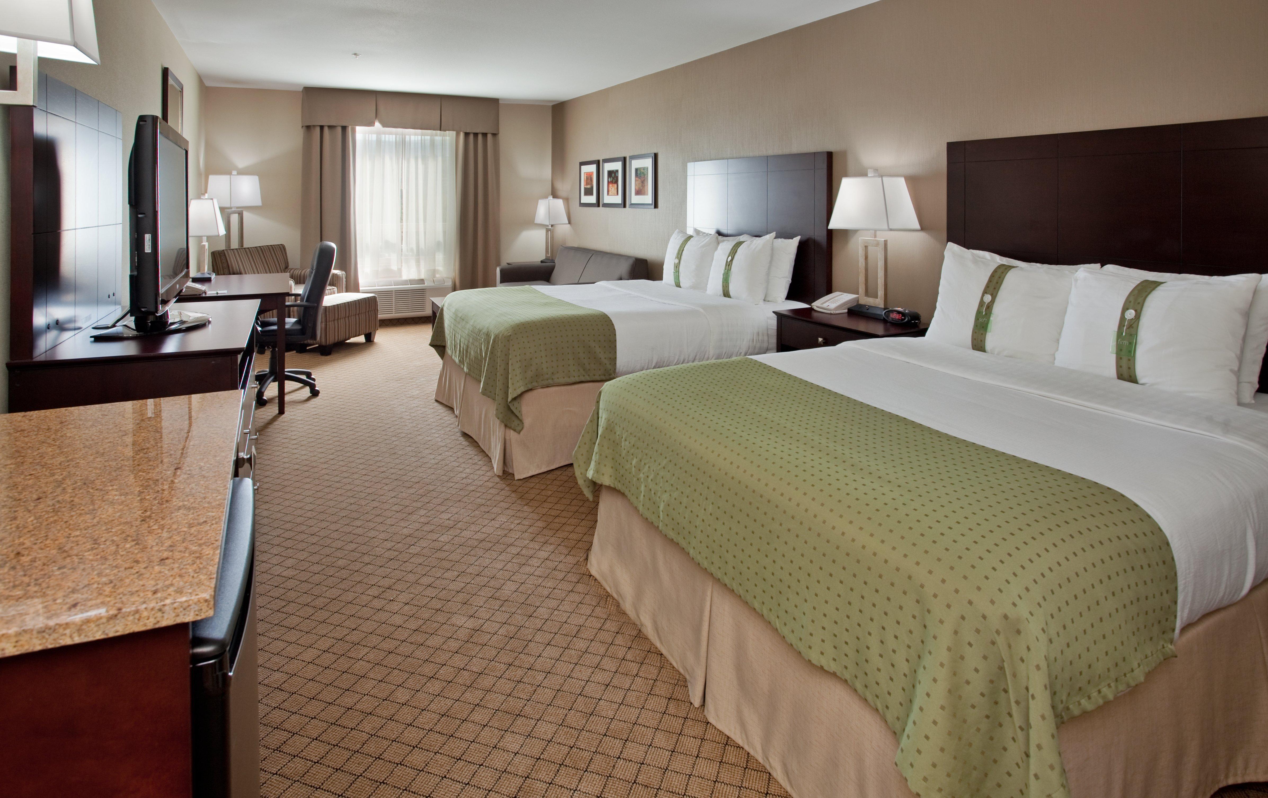 Holiday Inn Hotel And Suites-Kamloops By Ihg Bagian luar foto