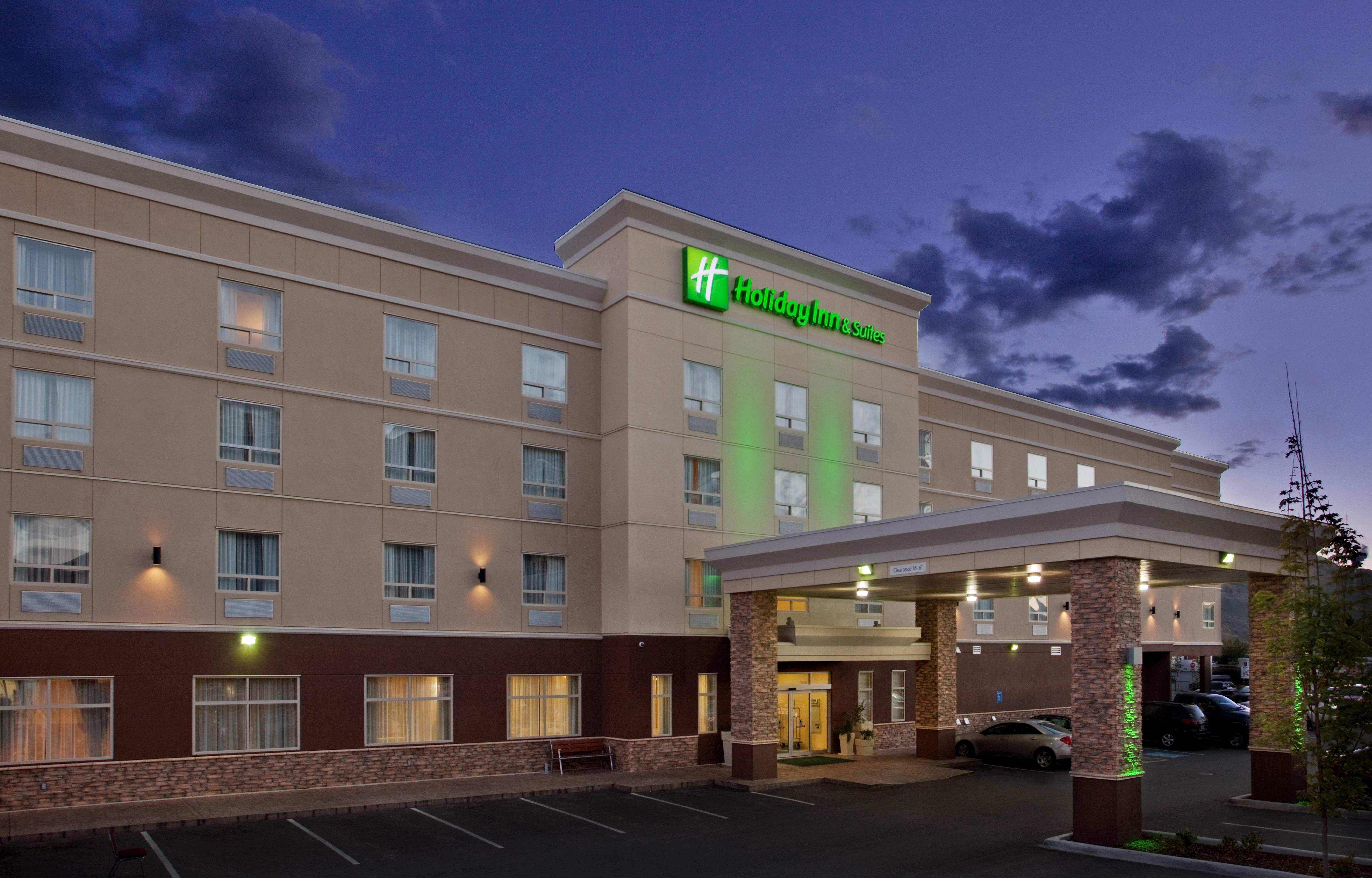 Holiday Inn Hotel And Suites-Kamloops By Ihg Bagian luar foto